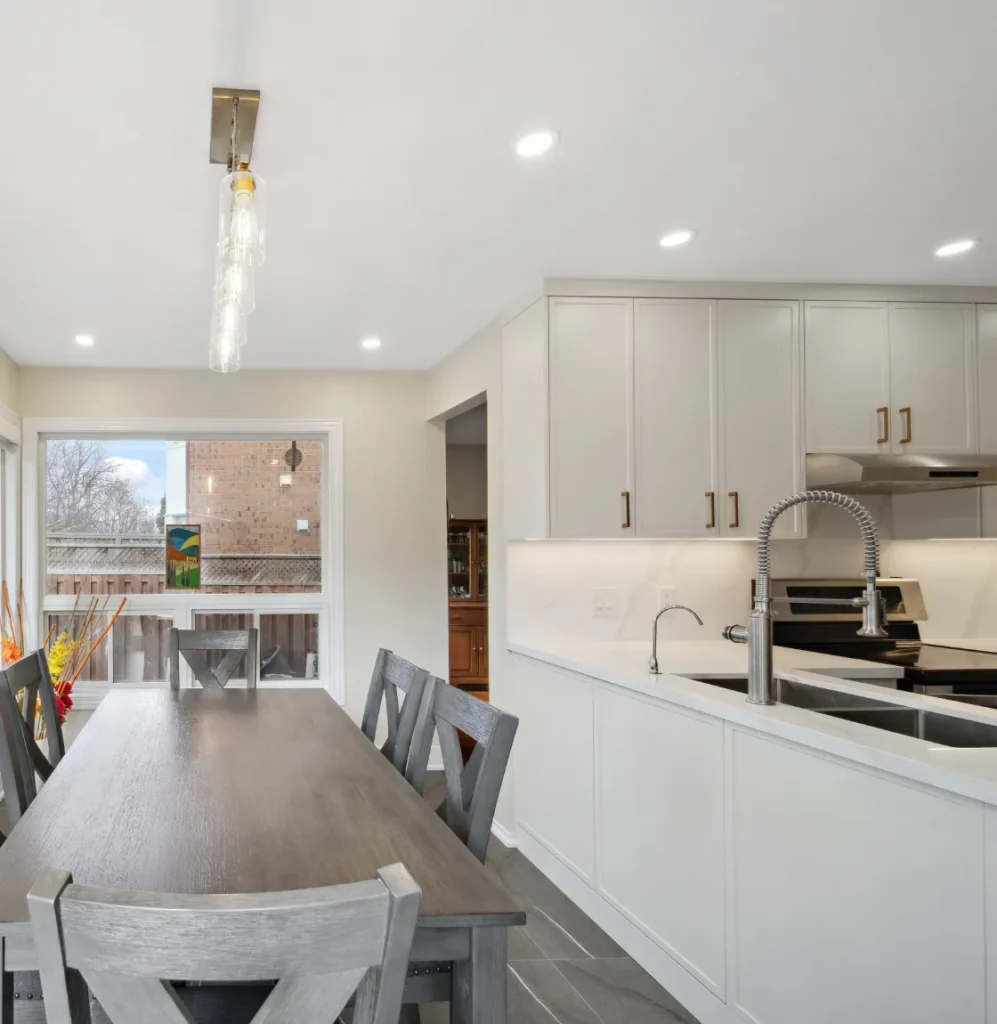 Bath Wyse - 24 Nepanee St - 1