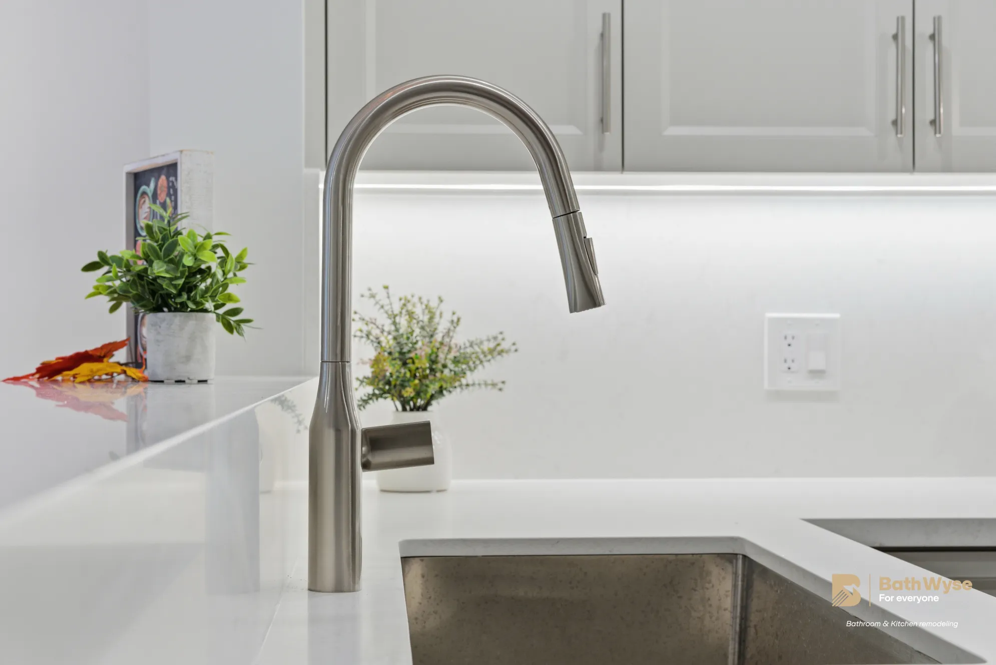 BRIZO Pull-Out Faucet with Dual Spray Functionality